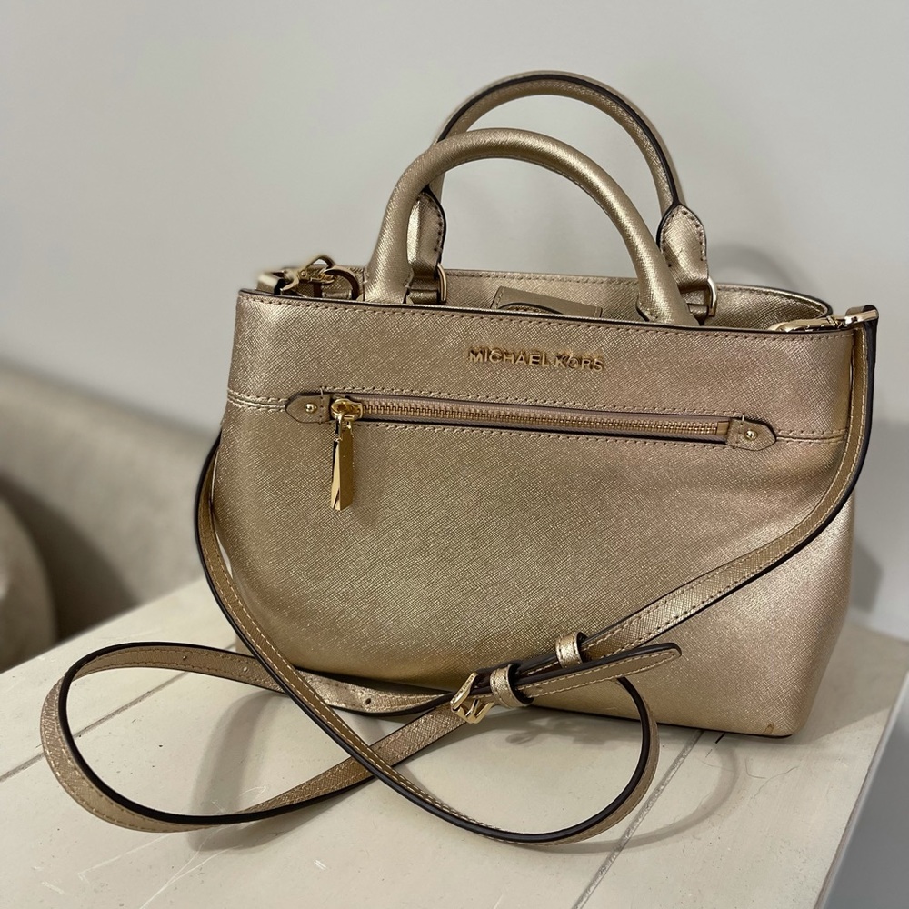 MICHAEL KORS light gold crossbody mini bag